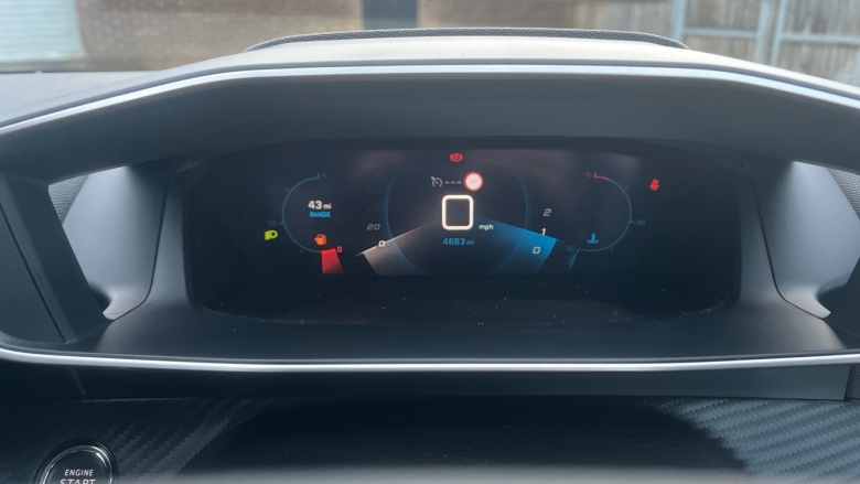 Peugeot 208 1.2 PureTech 100 Allure Premium + 5dr Petrol Hatchback